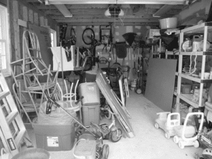 slatwall messy garage