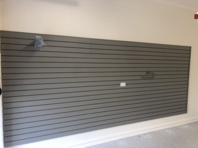 Slatwall installation with Powerpoint